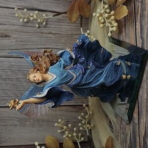 VINTAGE CHARMING ANGEL COLLECTION AURORA GARDEN OF DREAMS FROM BOYDS COLLECTION